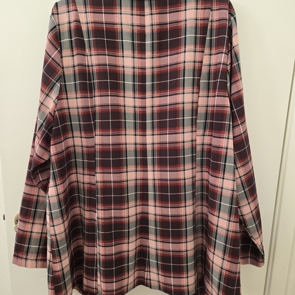 Torrid Plaid Blazer in Pink and Black - Picture 3 of 15